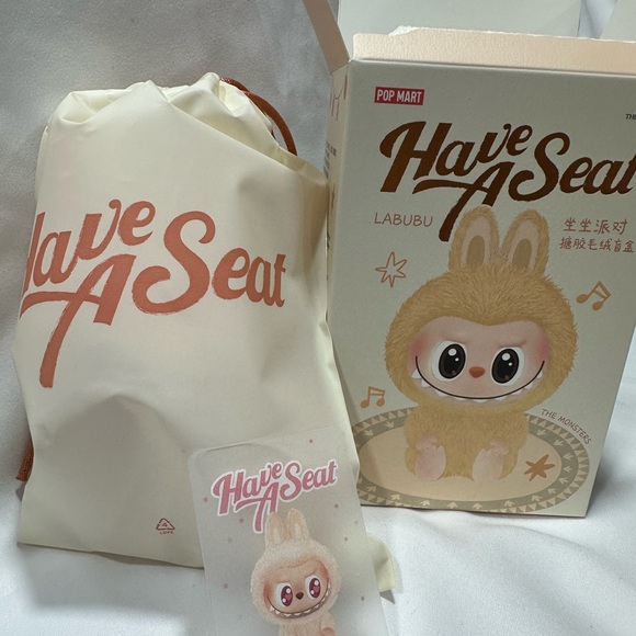 Pop Mart The Monsters Vinyl Plush CONFIRMED  DaDa Box - Picture 3 of 9